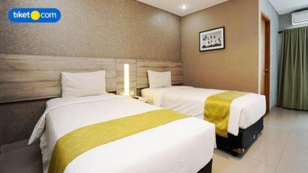 Dpalma Hotel Bandung Exterior photo