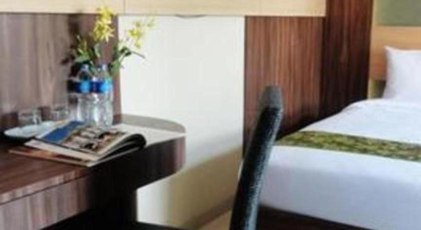 Dpalma Hotel Bandung Exterior photo