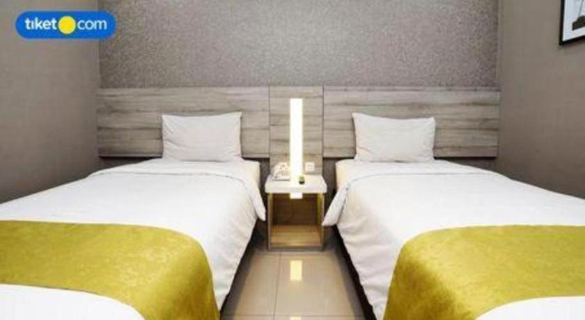 Dpalma Hotel Bandung Exterior photo